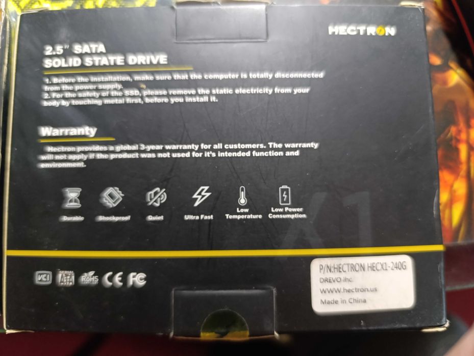 Жёсткий диск  SSD