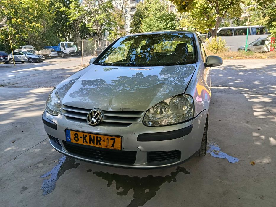 Голф 5, fsi 1.6, 2006, развалена скоростна кутия