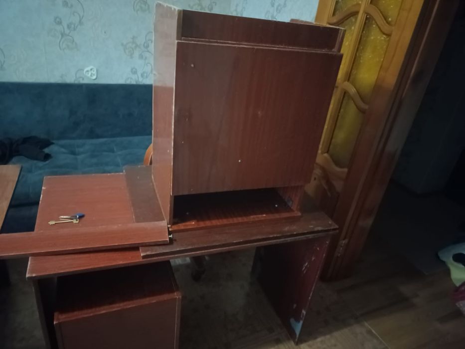 Даром советская мебель