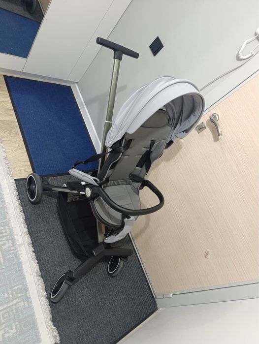 Продам коляску почти новая