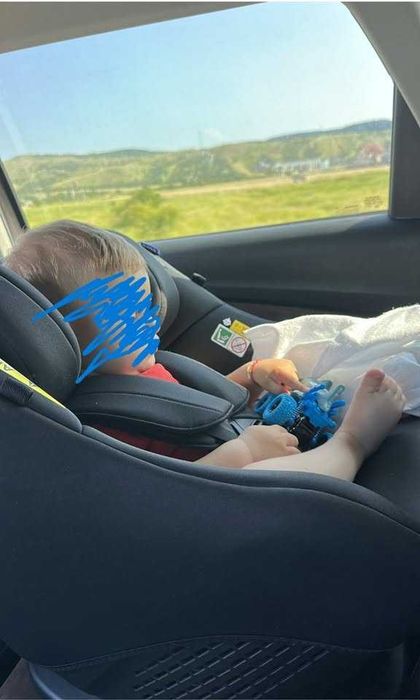Vand Scaun auto de copil Isofix cu intoarcere 360 grade si inclinatie