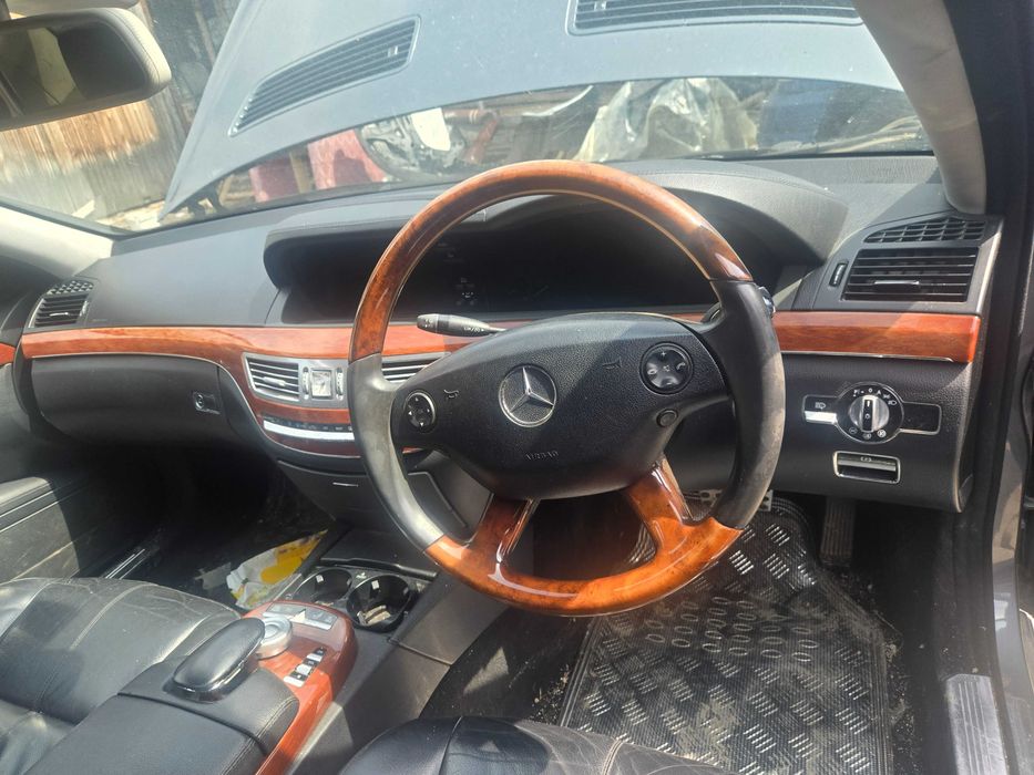 Мерцедес s320цди на части
