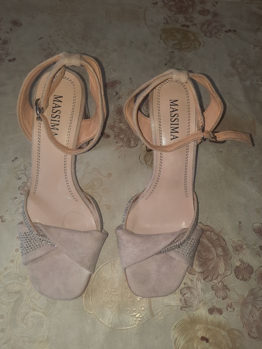 Продам женские басаножки