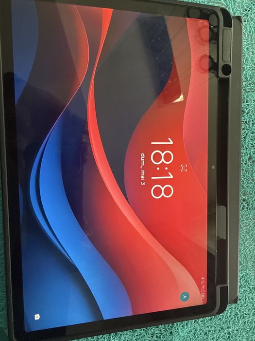 Vand tableta Lenovo Tab M11 cu husa