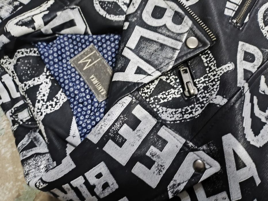 Стильная куртка-косуха Kanishka