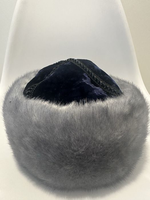 Кострлей уан пис шляпа Эйса