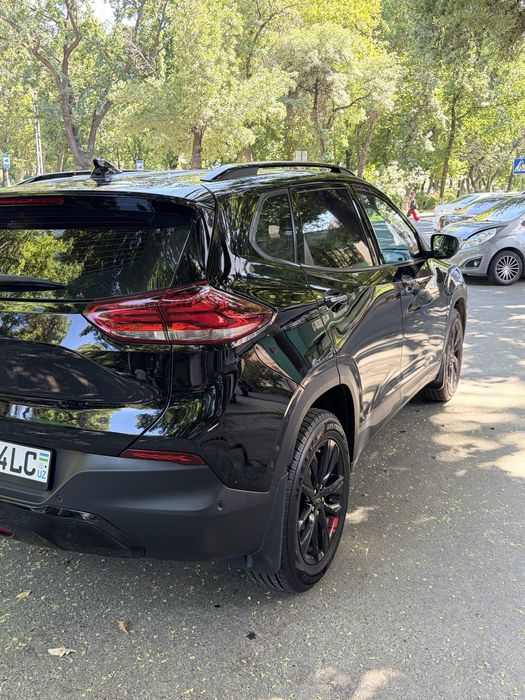 Tracker 2 redline 2024