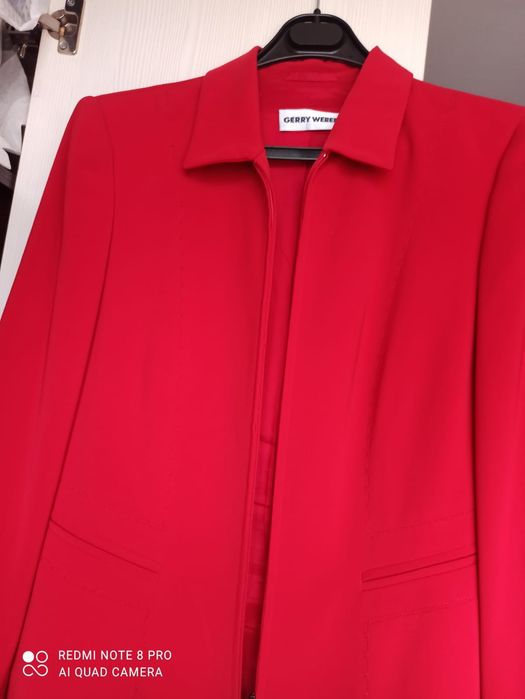 Женские вещи кофты расспродаю