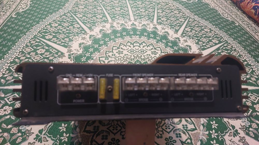 Автоусилитель kenwood