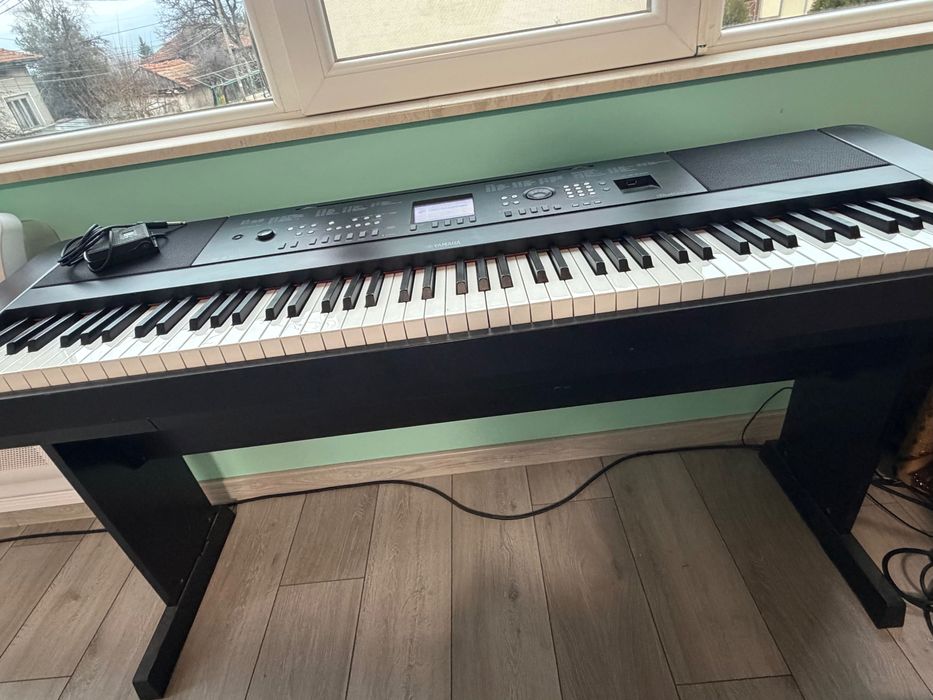 Пиано YAMAHA, модел PortableGrand DGX - 650