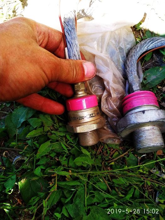 Продам тиристор Тб 251-80-6.