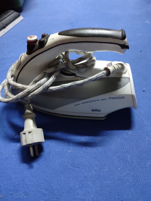 Утюг для глажки белья