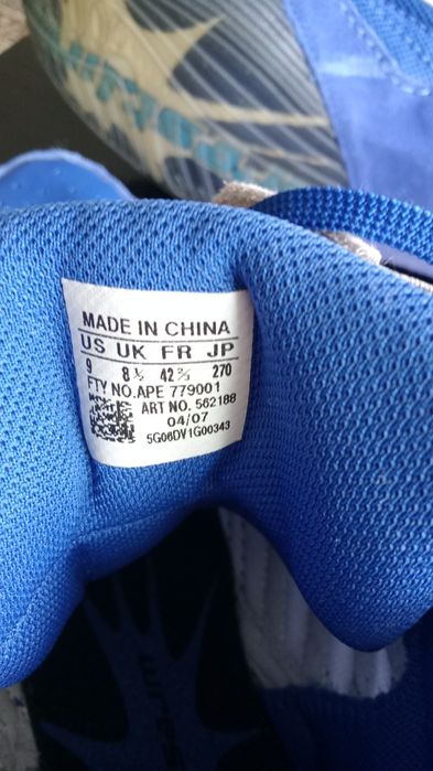 Продам борцовки Adidas новые, размер 42