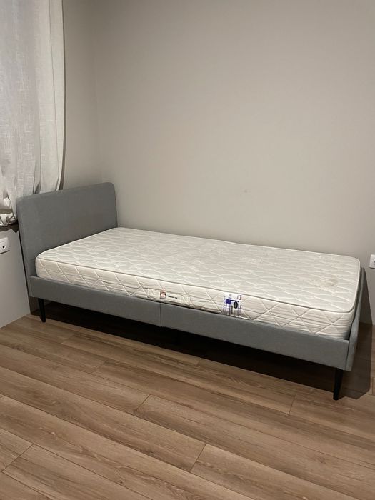 Единично легло- сива тапицерия