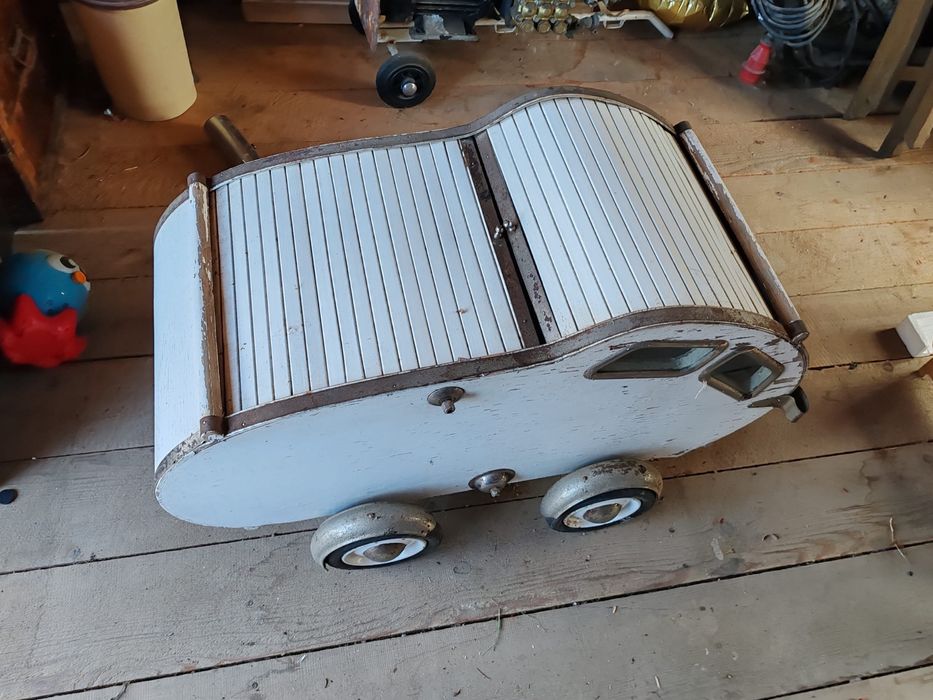 Carucior antebelic postbelic anii 50-60