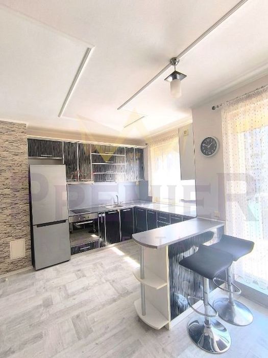 Продава се Тристаен апартамент в Варна, ХЕИ - 110 кв.м за 1321 €/кв.м - Снимка #3