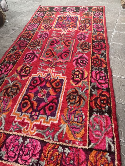 Продам ковры в хорошем состоянии