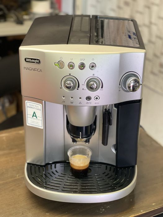 Кафеавтомати|Кафемашини DeLonghi MAGNIFICA ESAM4200.S