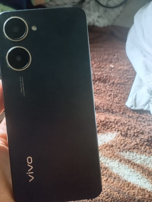 Vivo y03        .