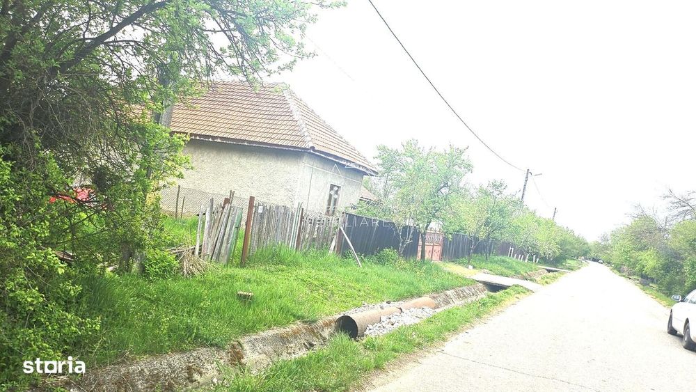 Casă de vânzare în Budieni