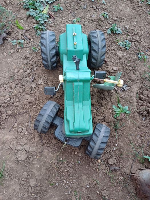 Tractor pentru copii, defect