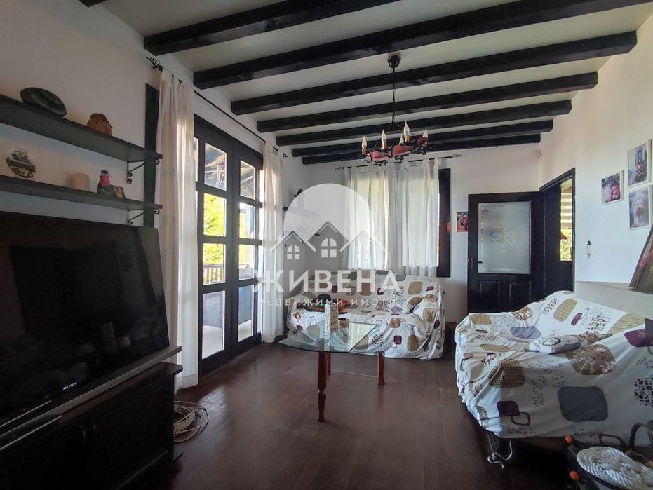 Продава реновирана обзаведена къща в с.Болярци, площ 134 кв.м