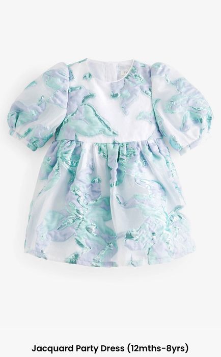 Next рокля. Нова с етикети, 4-5 г. Англия.