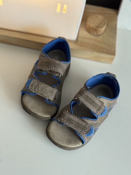 Сандалии для малышей
