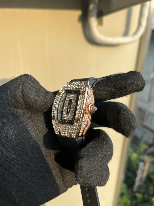 Дамски часовник Dannilu НАМАЛЕН!