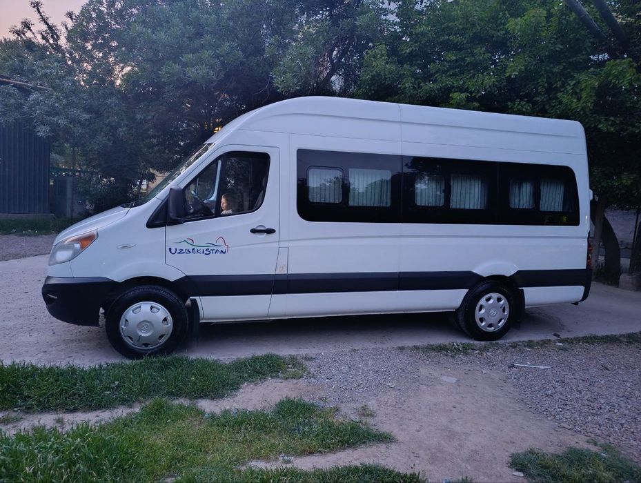 Автобус ва микроавтобус хизматлари