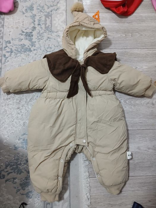 Продам куртки шапки