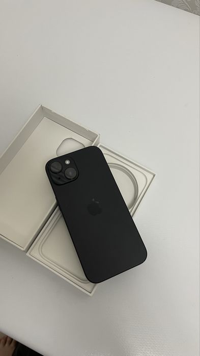 Сатылымда Iphone 15