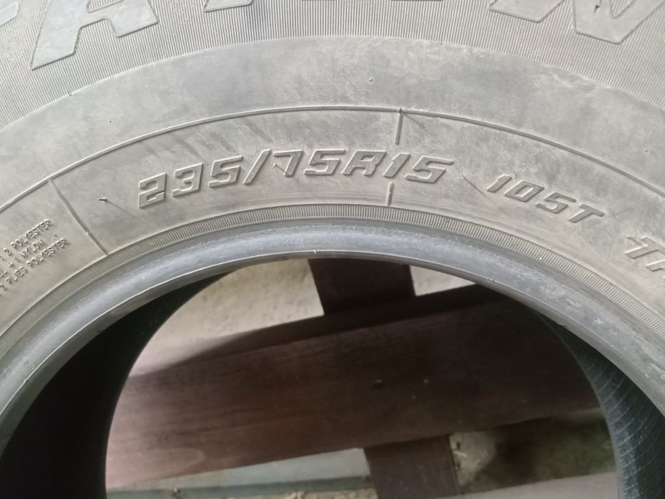 Triangle 235/75/15