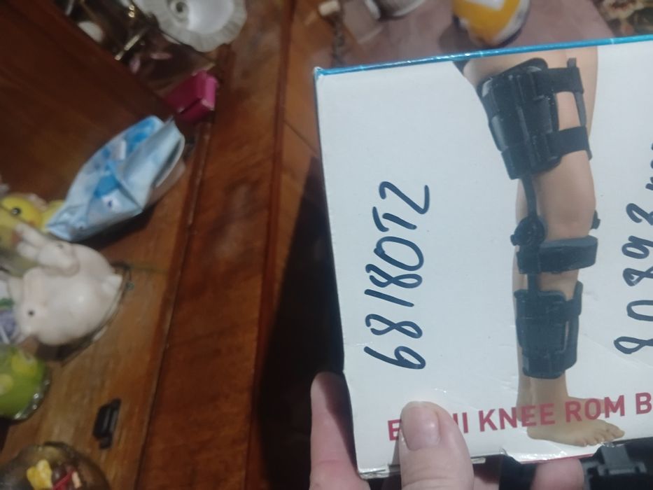 Фиксатор для коленного сустава