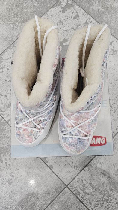 Нови дамски апрески