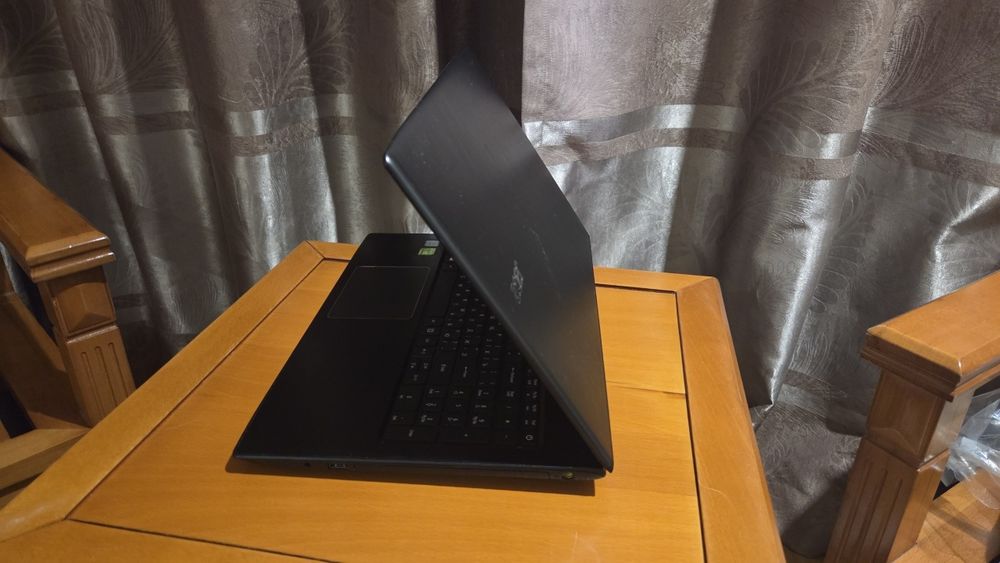 Ноутбук i5/940mx/1000гб
