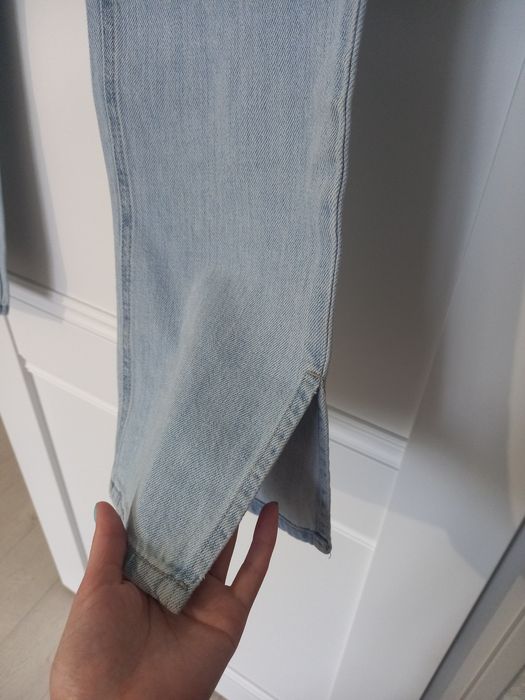 Продам Новые джинсы