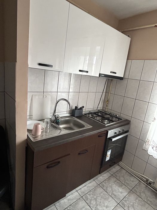 Inchiriez apartament 2 camere 57mp