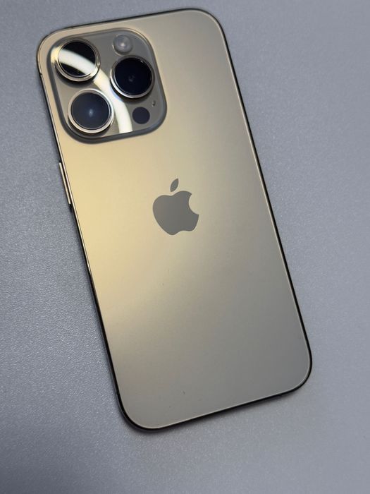 Vand Iphone 14 pro Gold