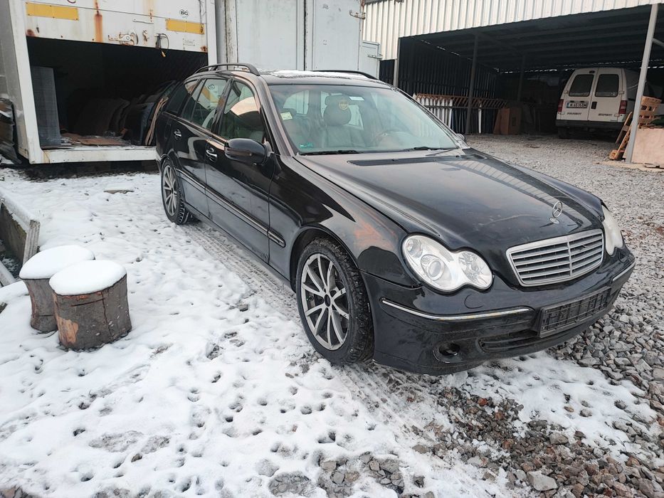 Мерцедес C 220 CDI 150 коня W203 На Части