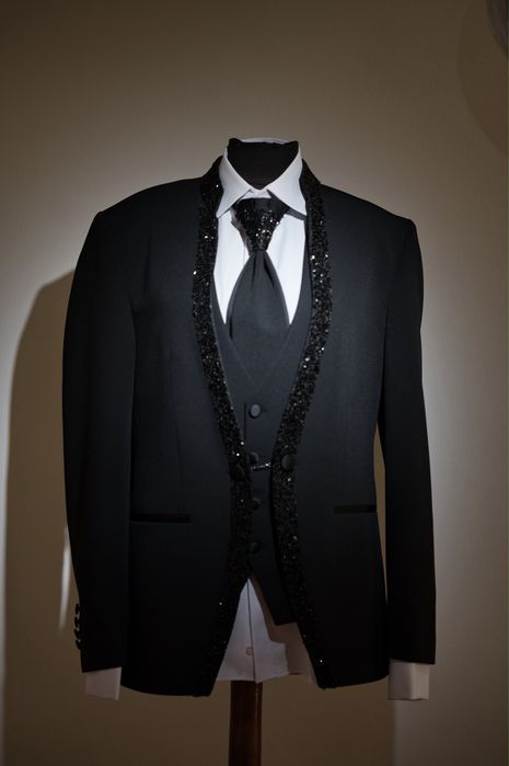Costum Ginerică