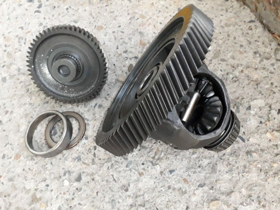 Срочно продам запчасть на авто