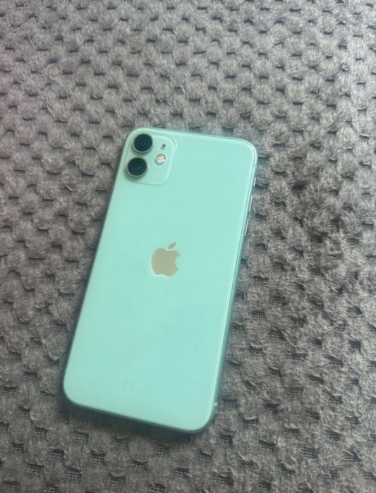 Vând Iphone 11 64gb- verde