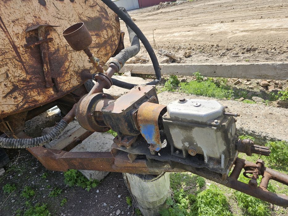 Продам бочку с насосом