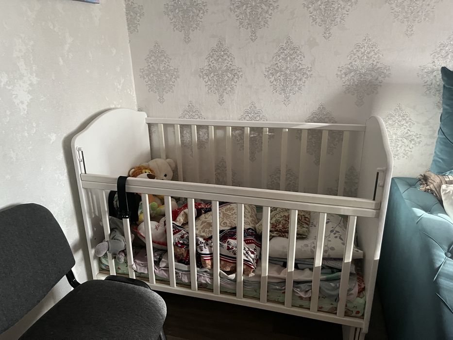 Продам детскую кроватку