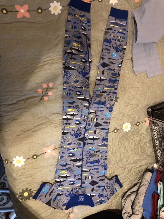 Продаются носочки.