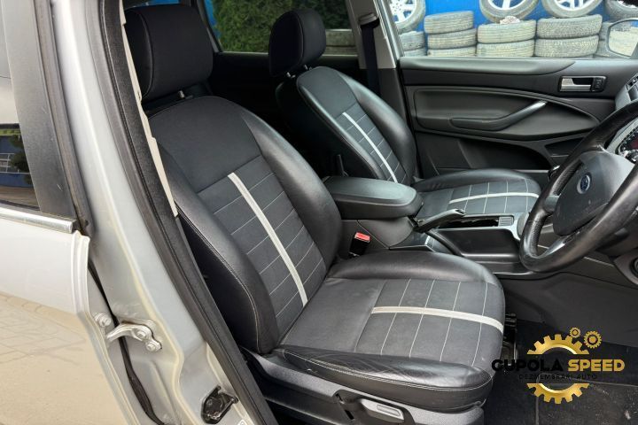 Scaun fata dreapta Ford Kuga 1 [2008 - 2013]