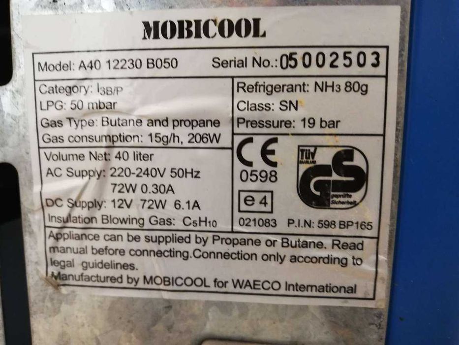 Lada frigorifica gaz electric MOBICOOL A40 rulota camping