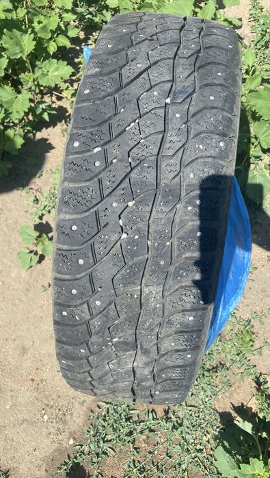 Продам резину зима R 16
