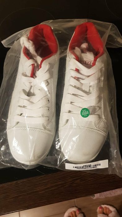 Adidasi unisex (potriviti si pt barbati si pt femei)